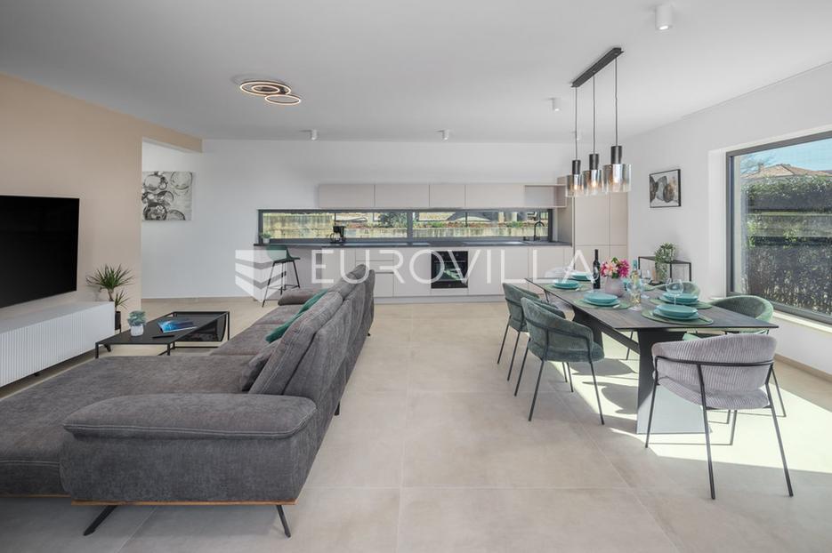 House For sale -  Novigrad