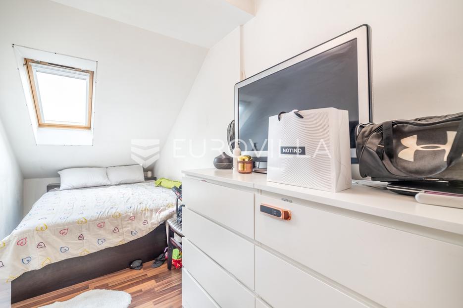 Maison À vendre -  Velika Gorica