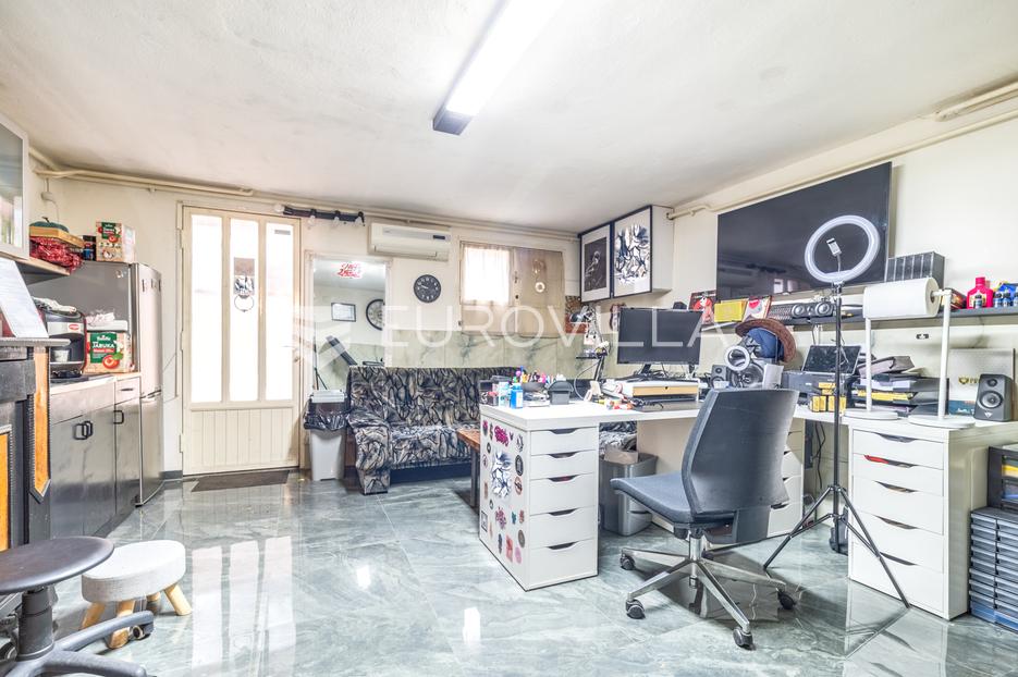 Maison À vendre -  Velika Gorica