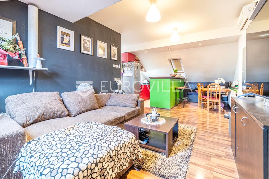 Maison À vendre -  Velika Gorica
