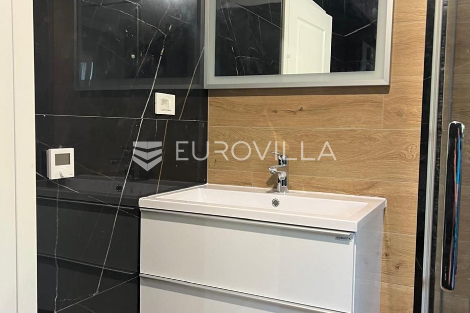 House For sale -  Vrsi