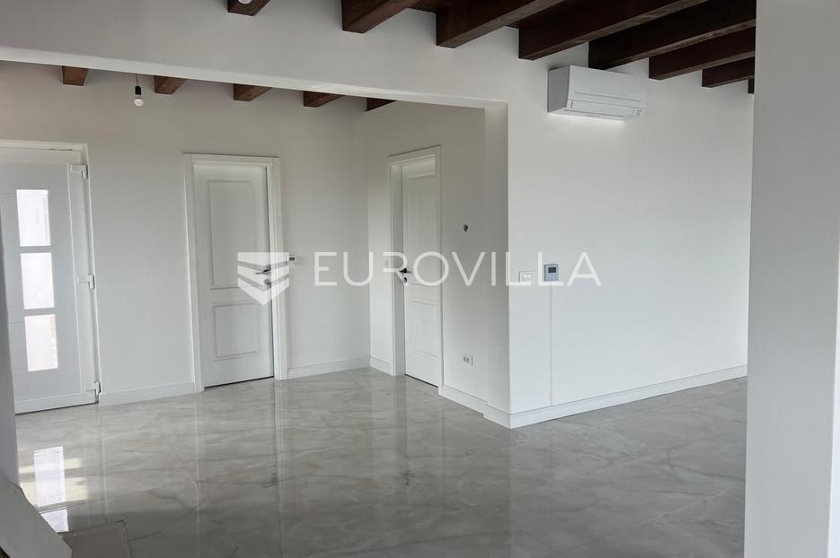 House For sale -  Vrsi