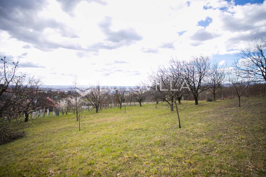 Zemljište Na prodaju Borčec
