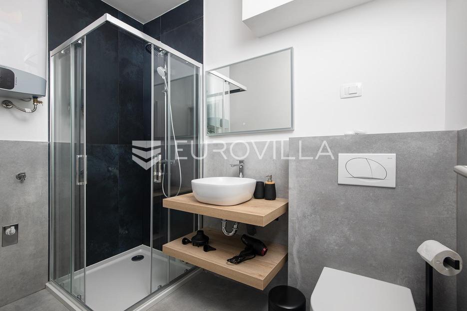 Appartement À vendre - Istarska Fažana