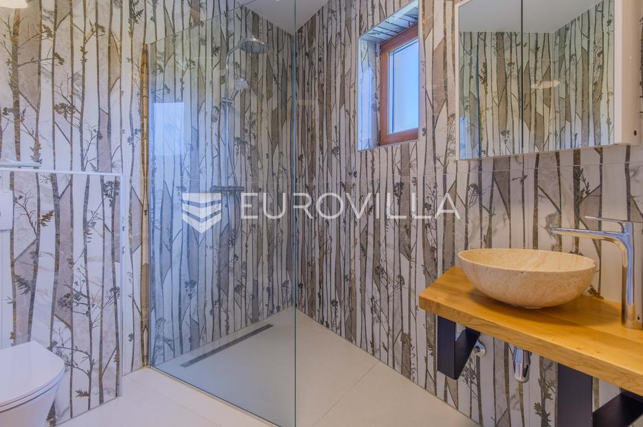 Haus Zu verkaufen - Istarska Tinjan