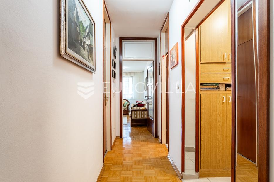 Mieszkanie Na sprzedaż -  Split