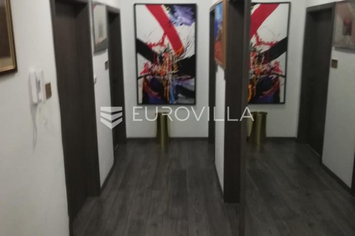 Locaux commerciaux à louer 80 m² – Trnje