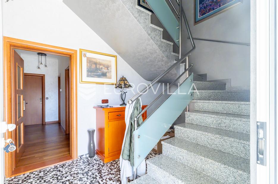 Haus Zu verkaufen -  Kastav