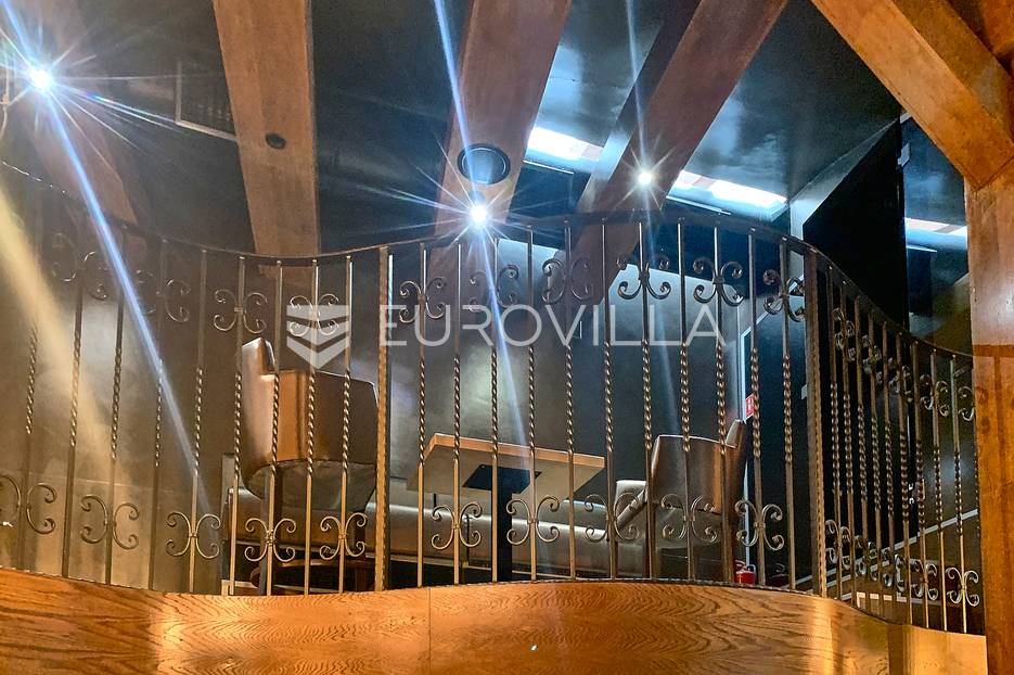 Lokal użytkowy Na sprzedaż -  Trešnjevka - Sjever