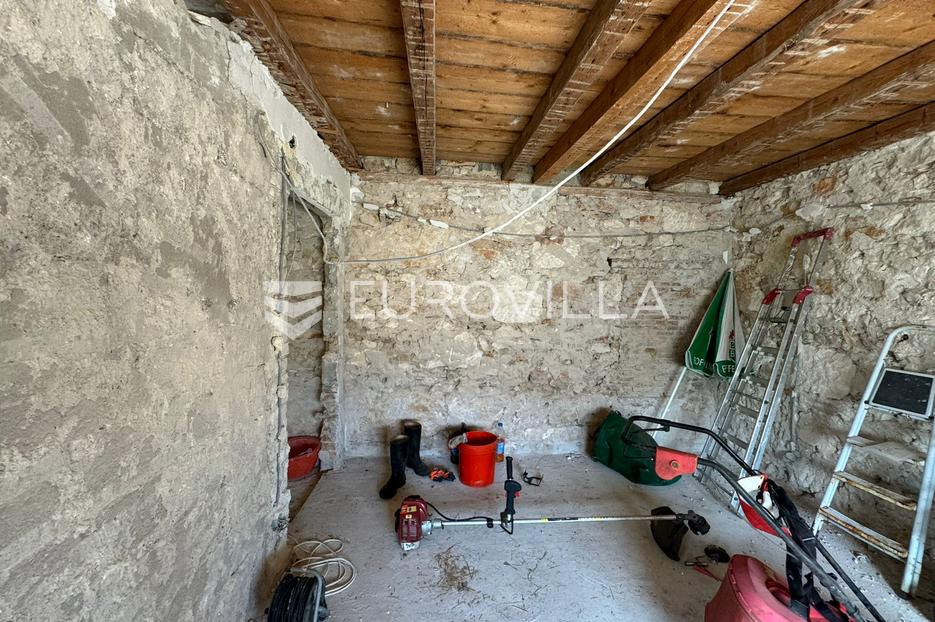 Kuća Na prodaju -  Pula