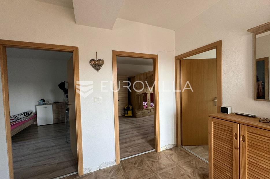 Kuća Na prodaju -  Pula