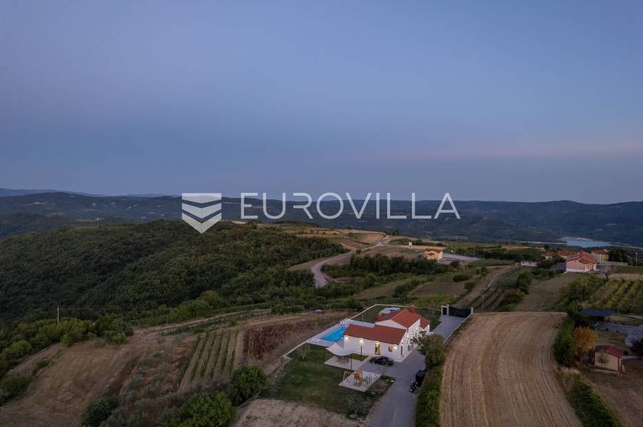 Kuća Na prodaju -  Buzet