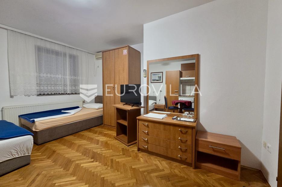 Casa In vendita -  Slavonski Brod