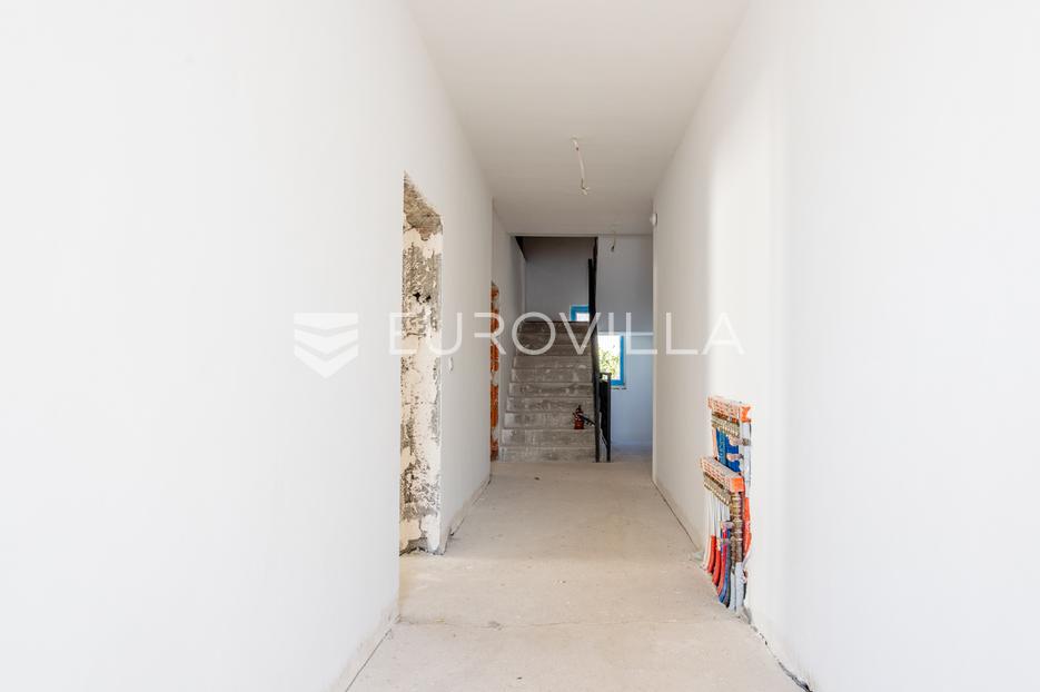 Maison À vendre - Šibensko-kninska Pirovac