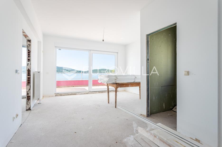 Maison À vendre - Šibensko-kninska Pirovac