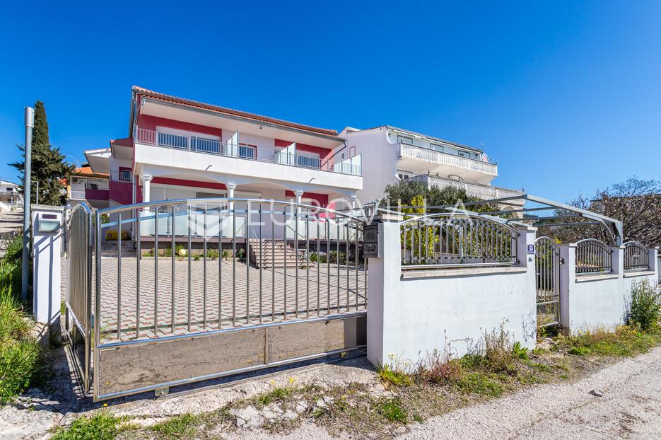 Maison À vendre - Šibensko-kninska Pirovac