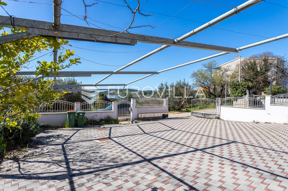 Maison À vendre - Šibensko-kninska Pirovac