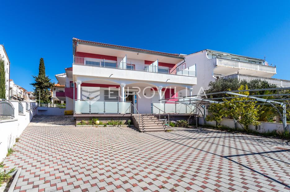 Maison À vendre - Šibensko-kninska Pirovac