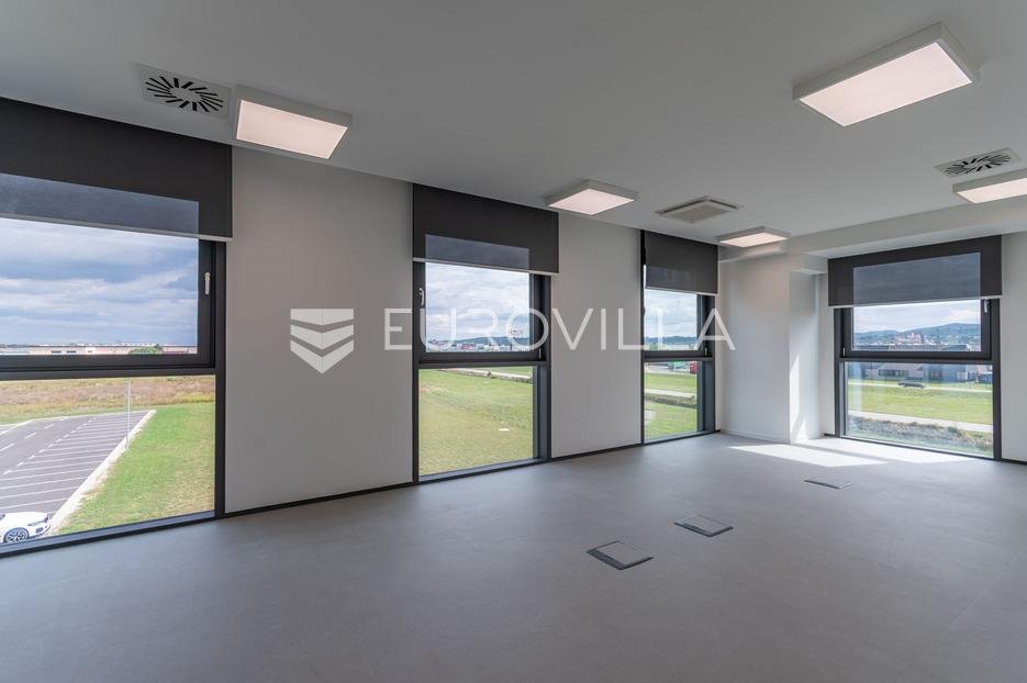 Business premises For rent - Varaždinska Gornji Kneginec - foto 1/10