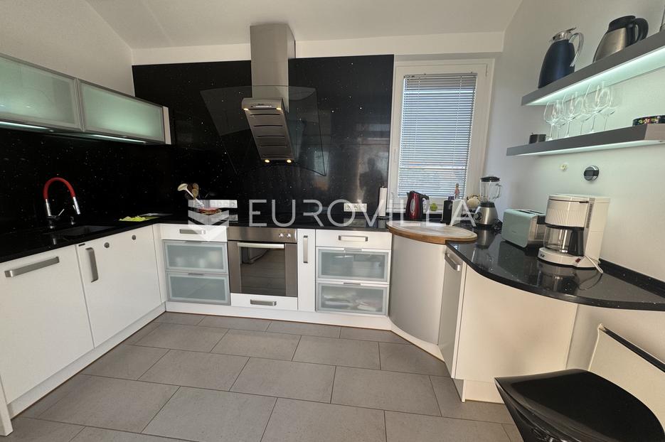 Flat For sale -  Novigrad
