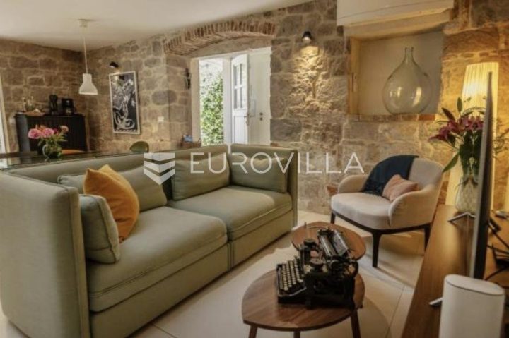 House For rent - Splitsko-dalmatinska Split - foto 5/31