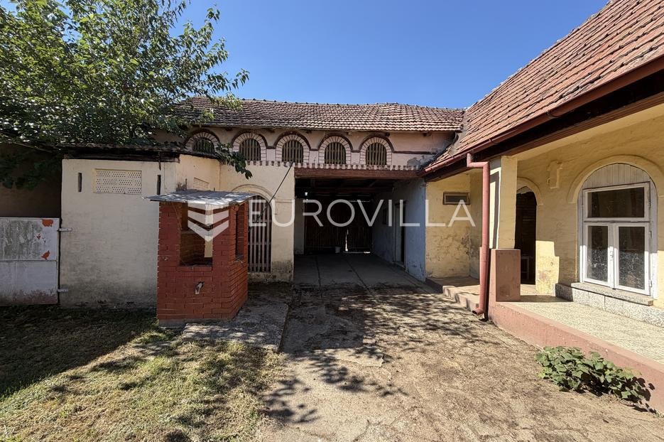 Casa In vendita - Osječko-baranjska Semeljci