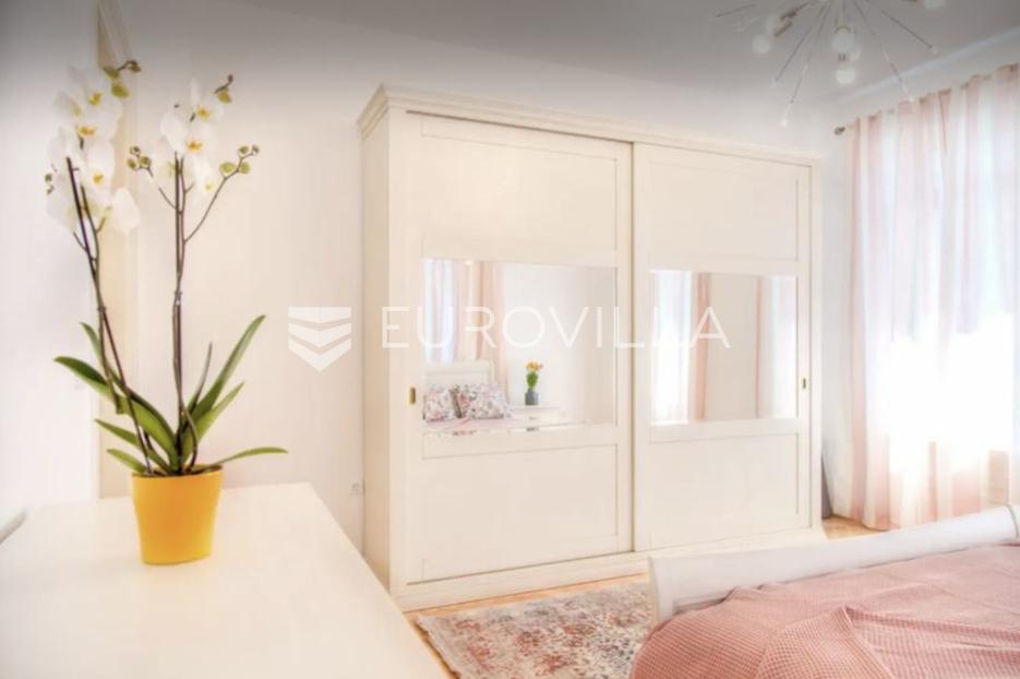 Apartment Zu verkaufen -  Pula