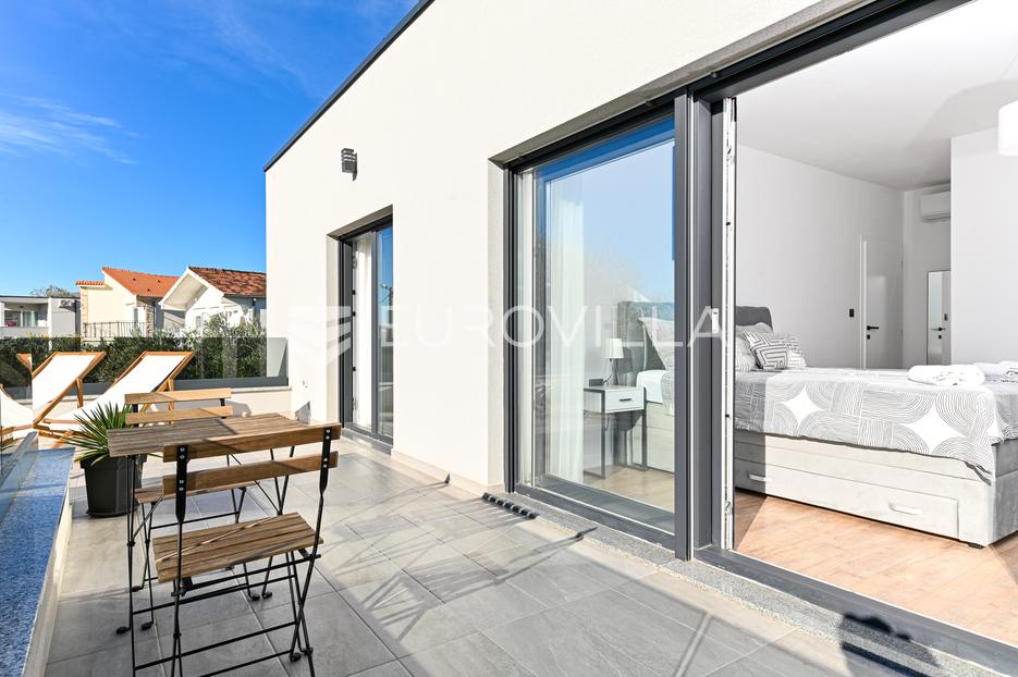 Casa In vendita -  Kaštela