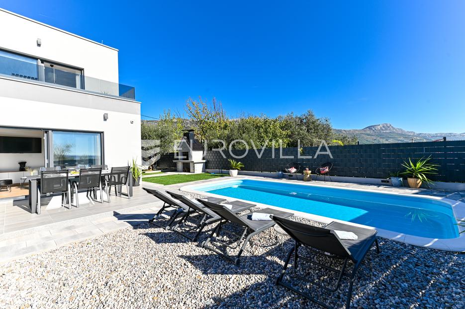 Casa In vendita -  Kaštela