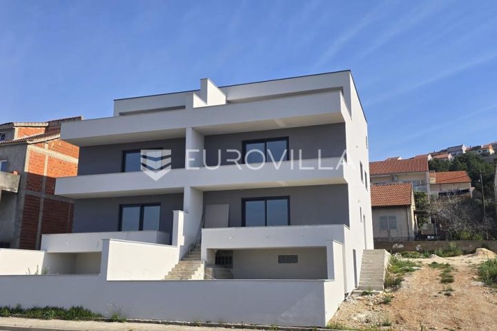 Flat for sale 166 m² – Crnica