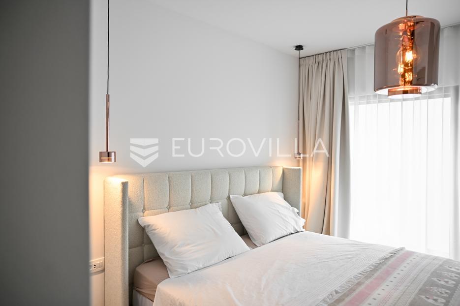 Apartment Zu verkaufen -  Podstrana