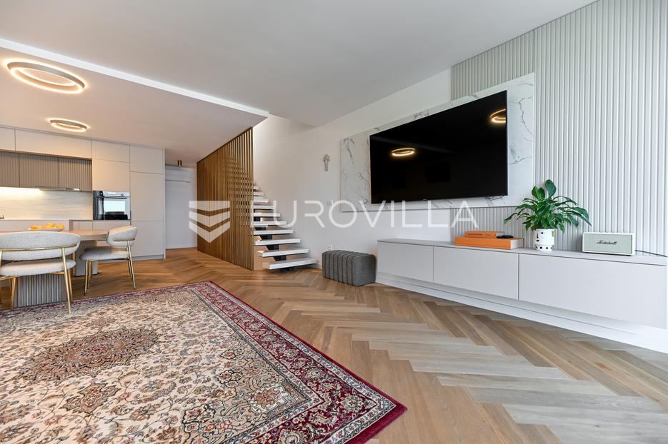 Apartment Zu verkaufen -  Podstrana