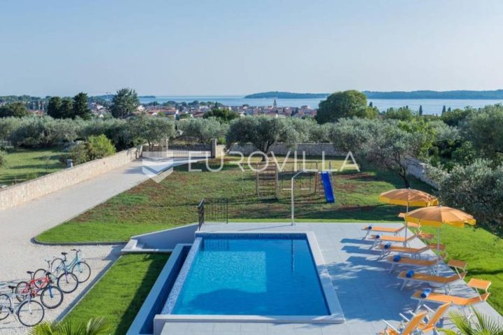 Dům na prodej 180 m² – Fažana