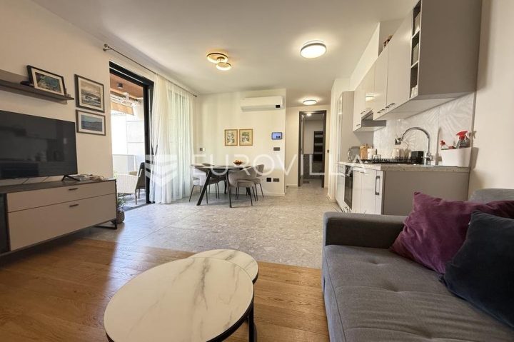 Flat for sale 65 m² – Centar