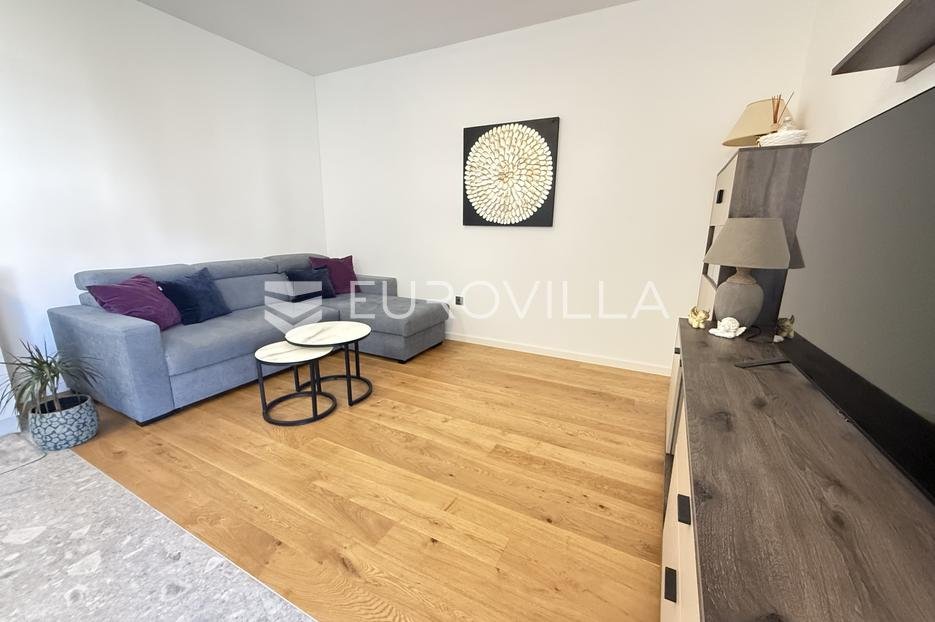 Flat For sale - Istarska Pula