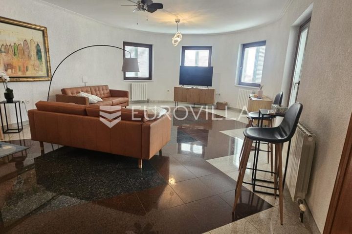 Apartmán Na prenájom - Primorsko-goranska Opatija - Okolica - foto 2/11