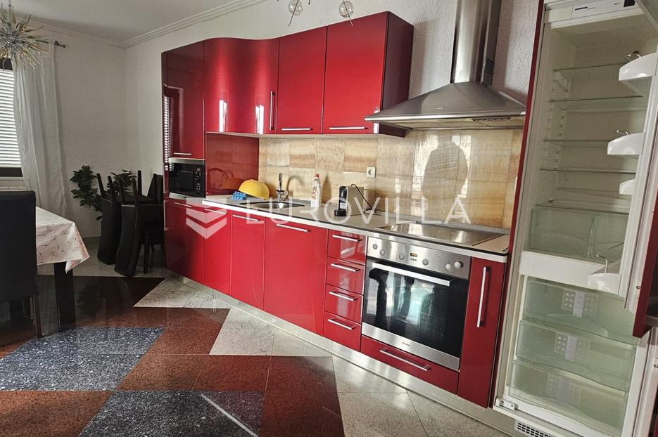 Apartma Na predaj -  Opatija - Okolica