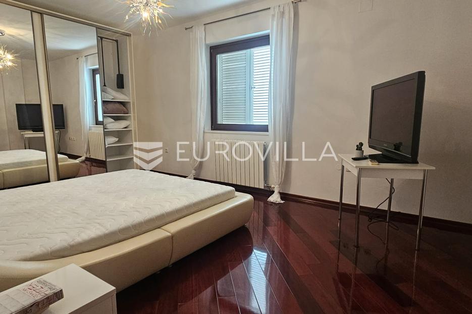 Apartma Na predaj -  Opatija - Okolica