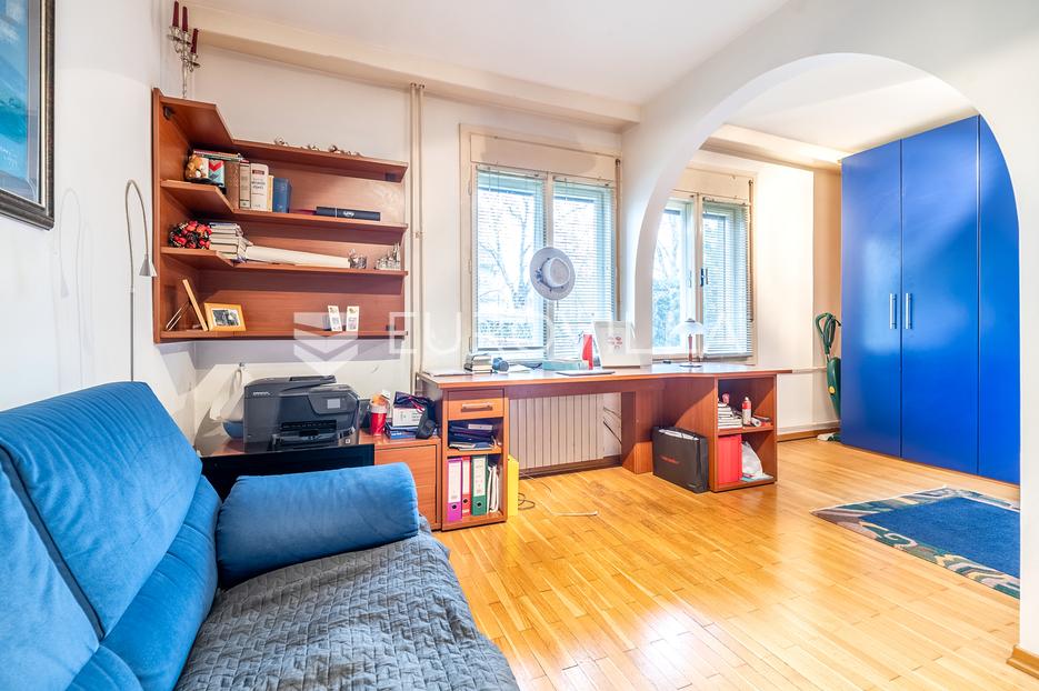 Maison À vendre -  Maksimir