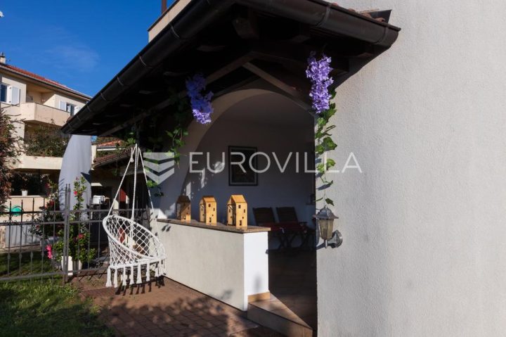 Stan Na prodaju - Primorsko-goranska Malinska-dubašnica - foto 2/22