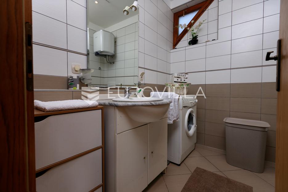 Appartamento In vendita -  Malinska-Dubašnica
