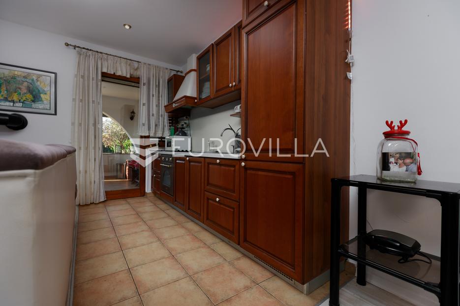 Appartamento In vendita -  Malinska-Dubašnica