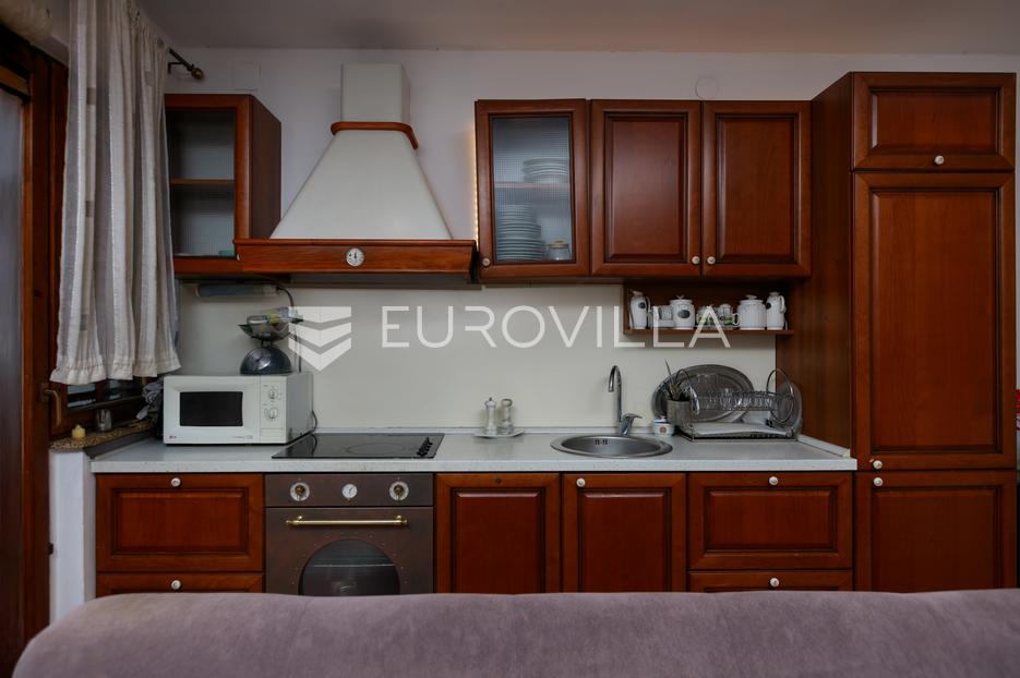 Appartamento In vendita -  Malinska-Dubašnica