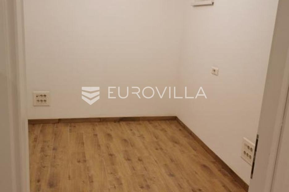 Apartment Zu verkaufen -  Osijek