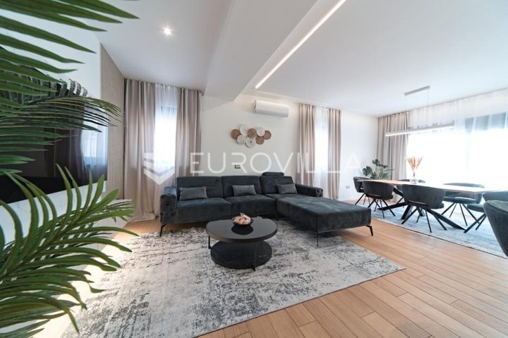 Apartment zu verkaufen 120 m² – Cvjetno Naselje