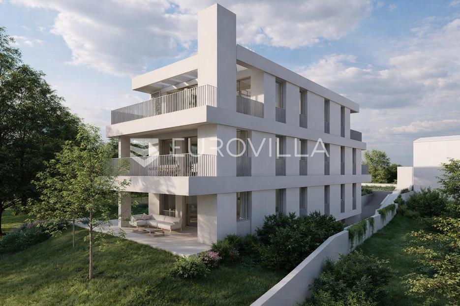 Land For sale Remete