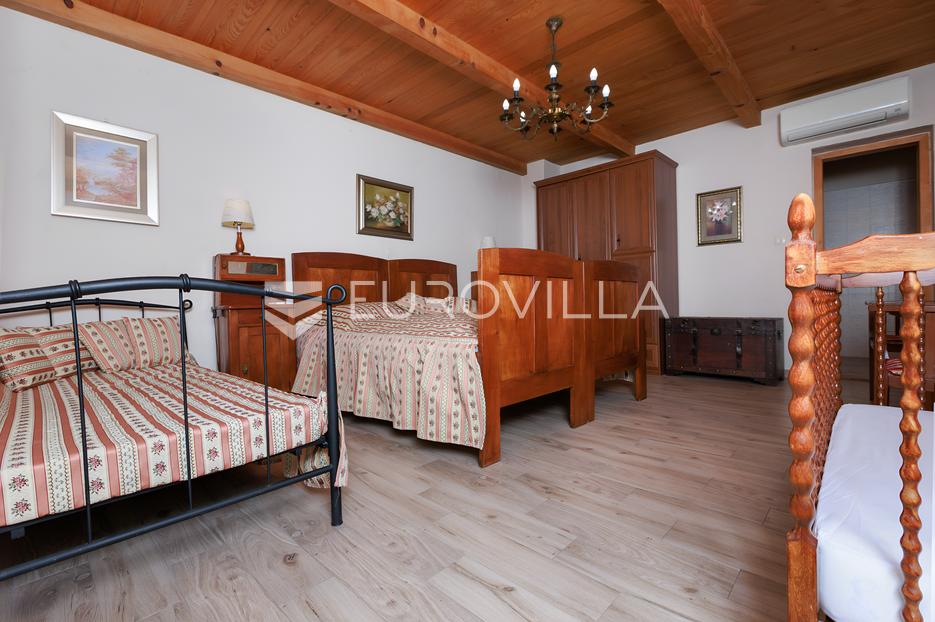 Kuća Na prodaju -  Vinodolska Općina