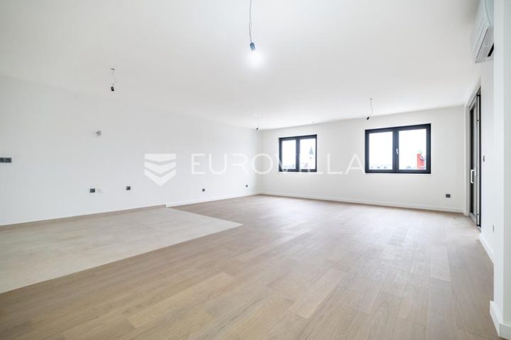 Appartement À louer - Grad Zagreb Stenjevec - foto 2/5