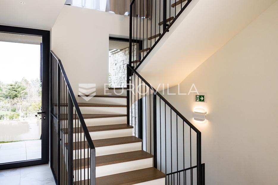 Casa In vendita -  Umag