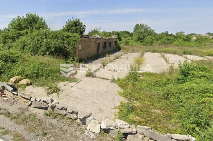 Pozemok na predaj 21027 m² – Sajmište